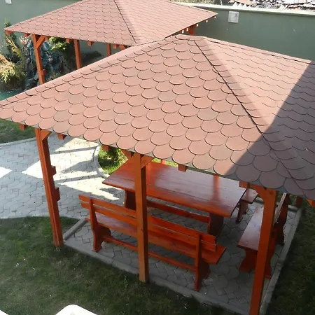 Harmony 4*